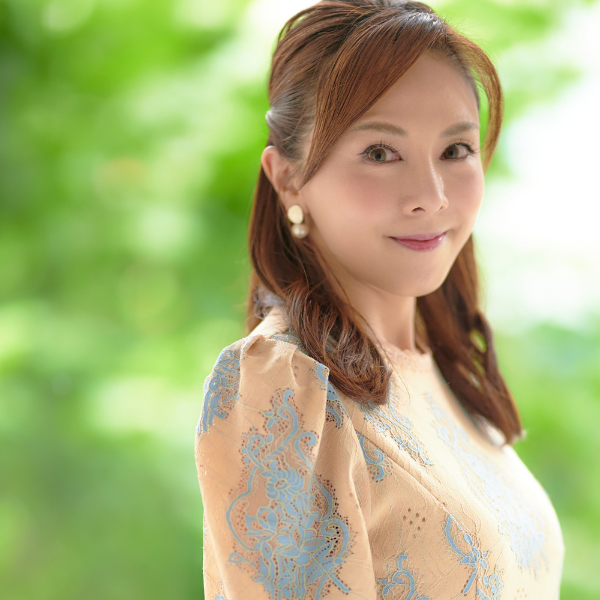 森本 智子氏 写真